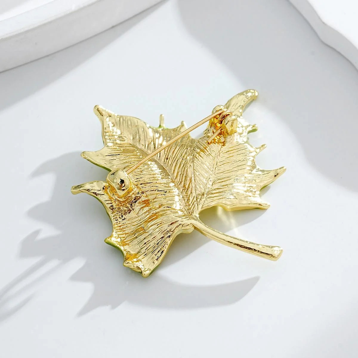 Elegant Green Enamel Maple Leaf Brooch, Gold Tone Autumn Leaf Lapel Pin Corsage Suit Accessory Gift
