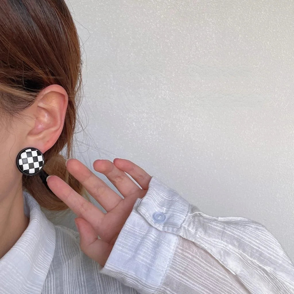Silver Plated Alloy Stud Earrings Black White Plaid Geometric Round Triangle Minimalist Chic Jewelry