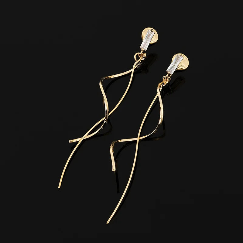 Elegant Gold Alloy Spiral Line Tassel Drop Stud & Clip On No Piercing Zircon Long Face Slimming Earrings