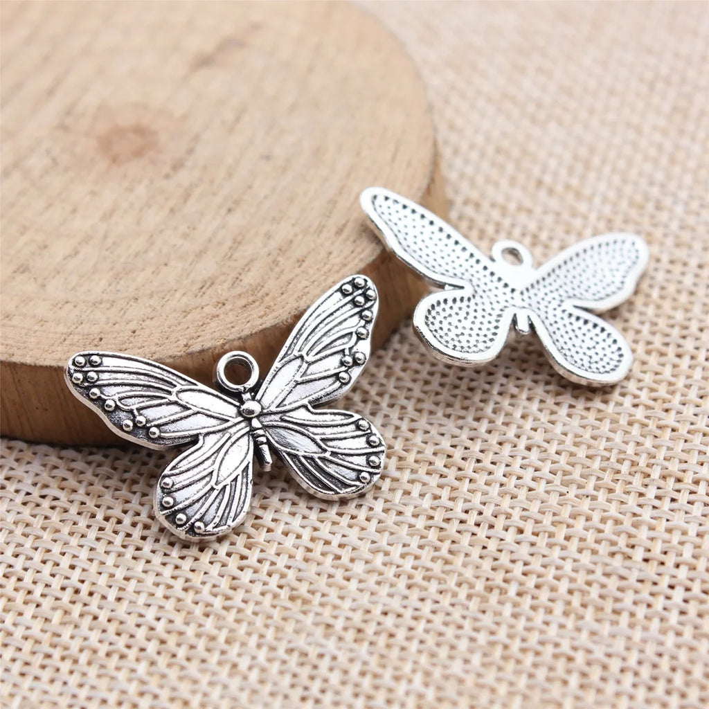 30x20mm 2.5g Antique Silver Zinc Alloy Butterfly Charm Pendant for DIY Necklace Bracelet Making