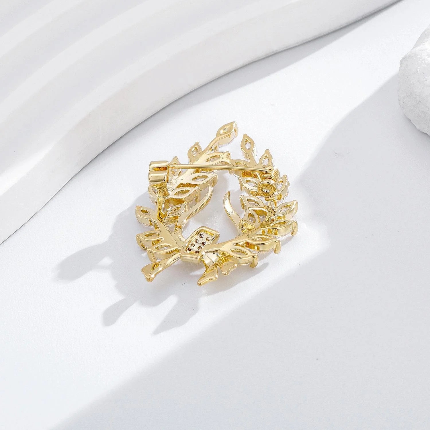 Luxury Gold Wheat Sheaf Zircon Brooch, Elegant Harvest Leaf Lapel Pin Corsage For Coat Suit Gift