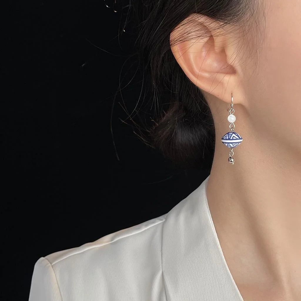 Handmade Chinese Style Blue And White Porcelain Ceramic Shell Geometric Diamond Drop Earrings