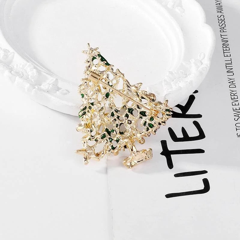 Luxury Enamel Christmas Tree Star Rhinestone Alloy Brooch Hollow Lapel Pin Festive Suit Accessory Gift