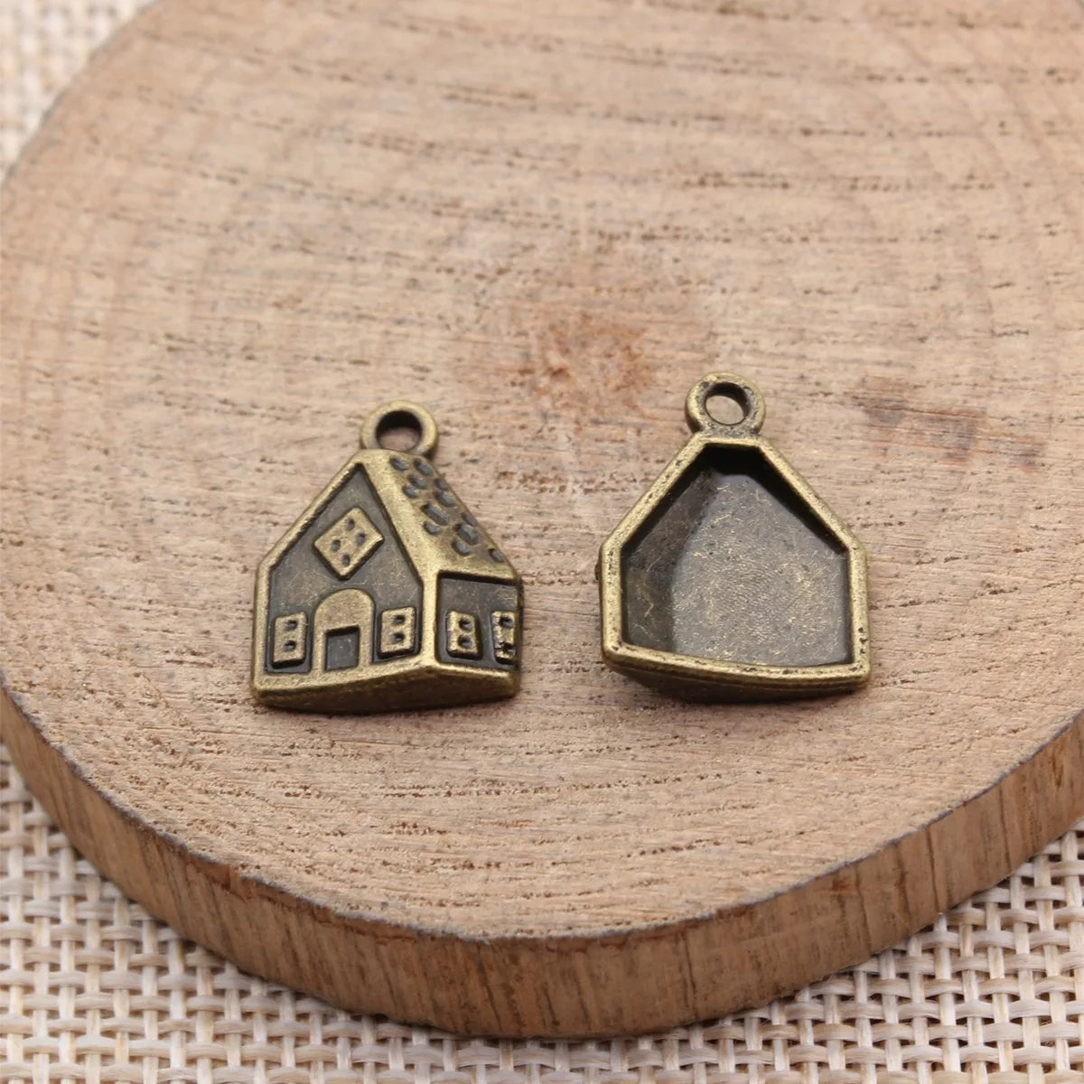 17x13mm 1.35g Multicolor Zinc Alloy Small House Charm Pendant for DIY Bracelet Necklace Jewelry