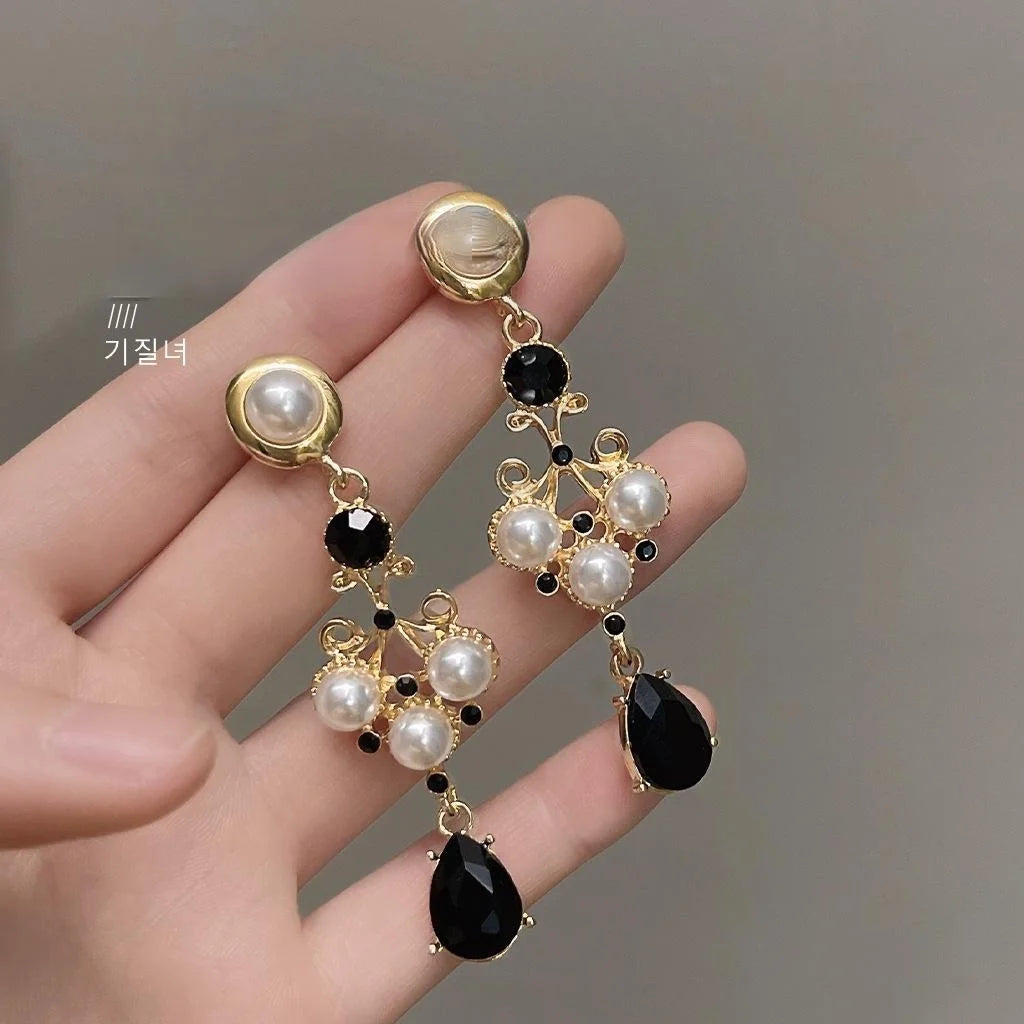 14K Plated Glass Crystal Geometric Long Stud Earrings Dark Vintage Palace Style