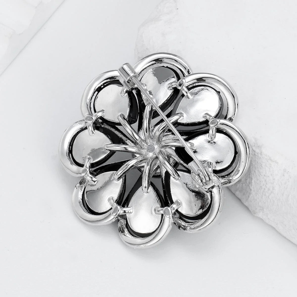 Elegant Black Crystal Flower Brooch With Rhinestone Trim, Alloy Lapel Pin Corsage For Women Gift
