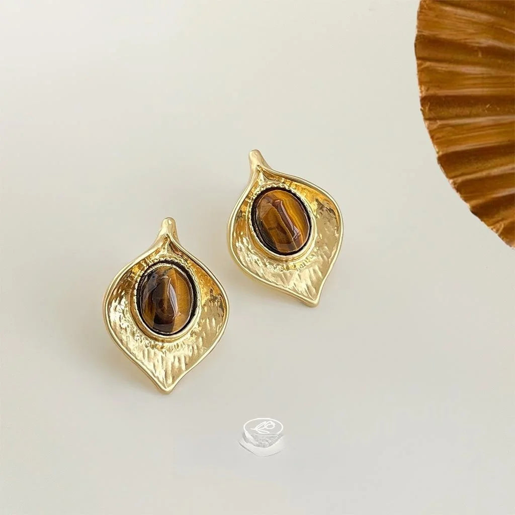 Maillard Style Tiger Eye Leaf Stud Earrings For Women Vintage Designer Fashion Jewelry