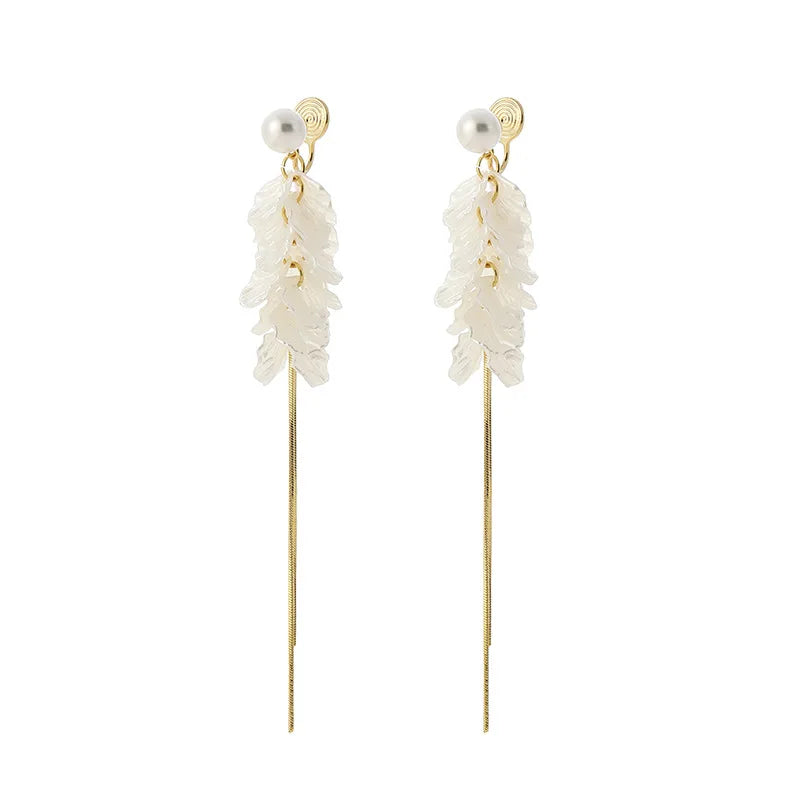 Elegant Pearl Flower Petal Statement Long Tassel Alloy Stud & Clip On No Piercing Dangle Earrings