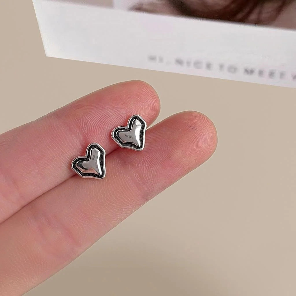 Minimalist Distressed Copper Mini Heart Stud Earrings Irregular Lava Texture Jewelry For Women