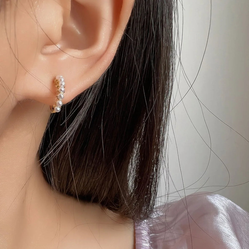 Elegant Gold Alloy Spiral Disc Hoop Pearl Stud & Clip On No Piercing Minimalist Ear Cuff Earrings