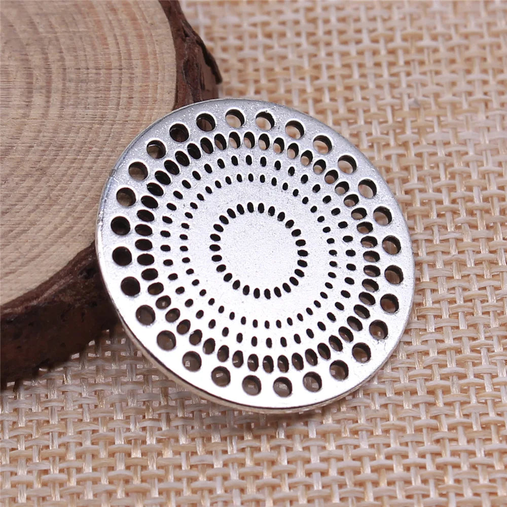 29x29mm 3.9g Multicolor Zinc Alloy Round Flower Filigree Charm Pendant for DIY Jewelry Making