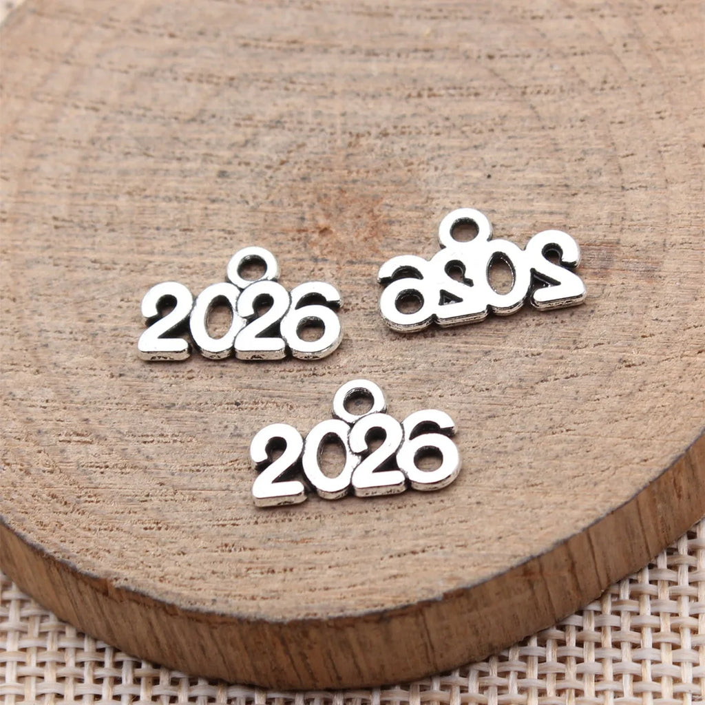 15x9.2mm 0.58g Antique Silver Tone Zinc Alloy Year 2026 Charm Pendant for DIY Graduation Jewelry