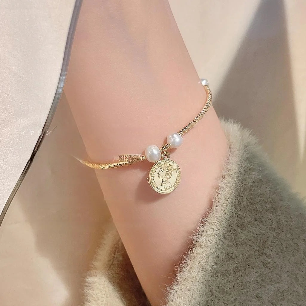 Minimalist Freshwater Pearl 14K Gold Plated Copper Bead Elastic Bracelet For Women
