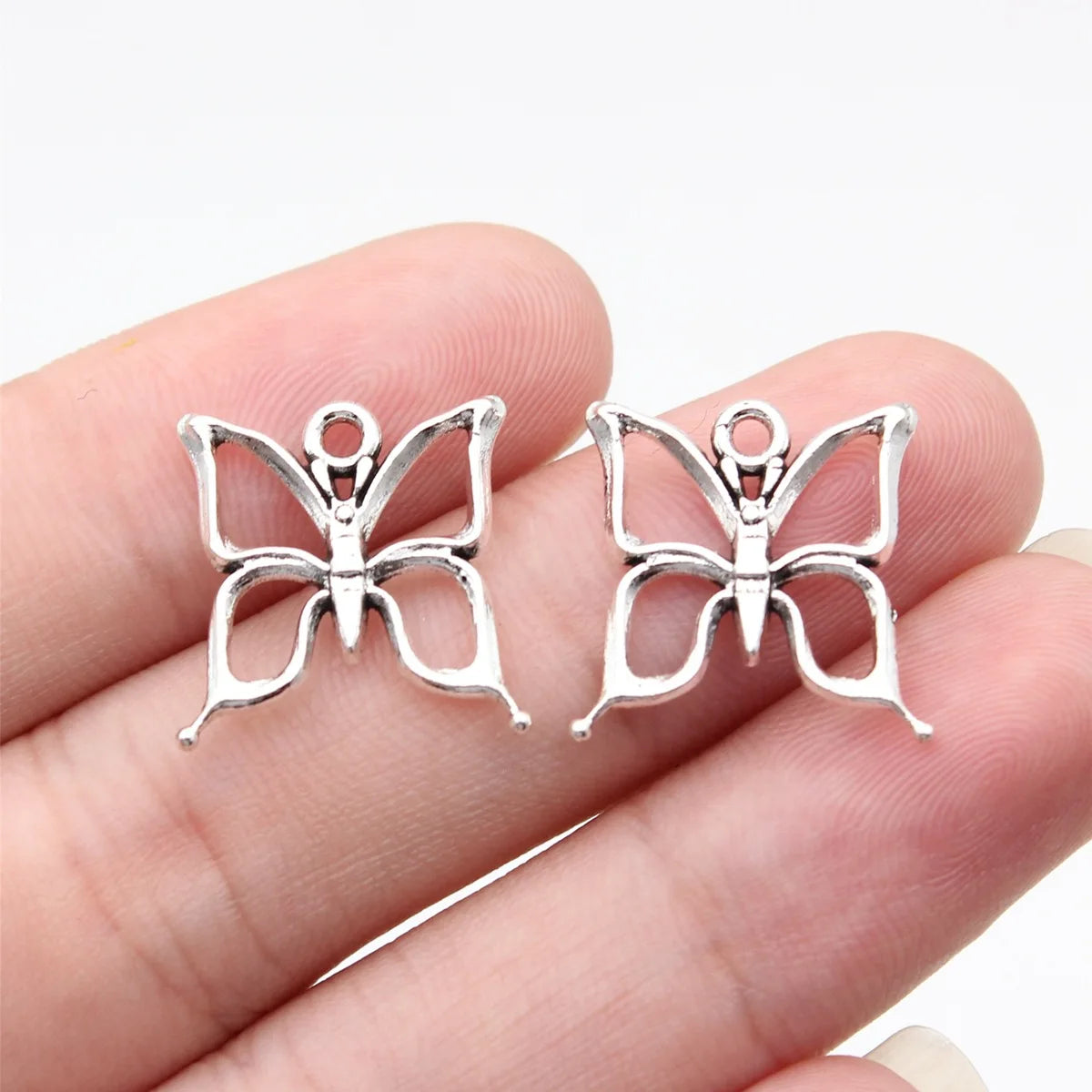 17x16mm 0.86g Antique Silver Zinc Alloy Butterfly Charm Pendant for DIY Bracelet Jewelry Making