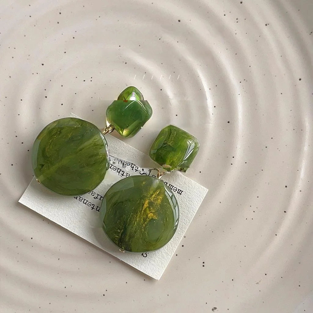 Hong Kong Style Retro Green Resin Geometric Stud Earrings With Gradient Round Square Design