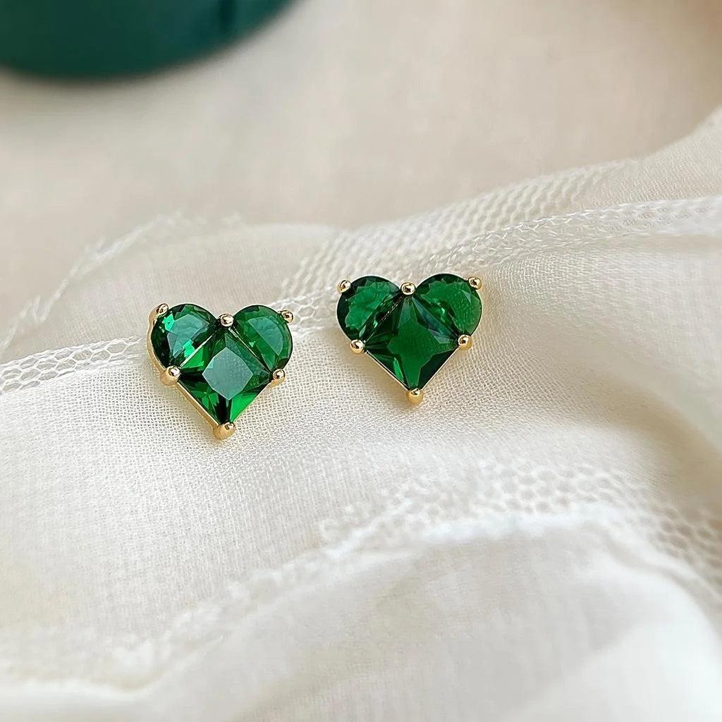 Emerald Green Zircon Heart Stud Earrings Simple Mini Heart Shaped Fashion Earrings for Women