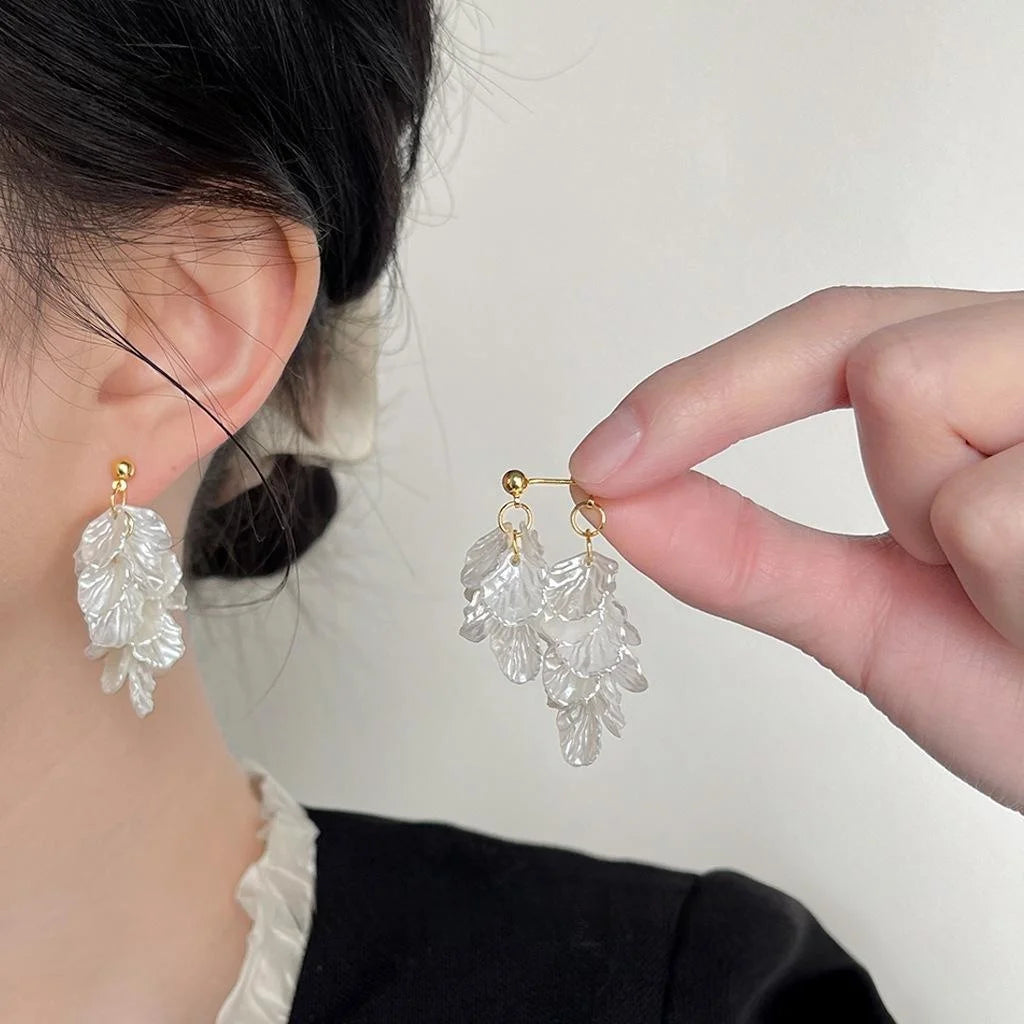 French Vintage Handmade Resin Flower Drop Earrings, Two-Way Sweet Forest Style Posts