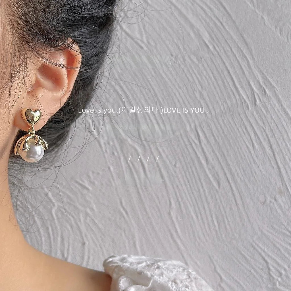 14K Gold Plated Copper Pearl Heart Stud Earrings, Minimalist Elegant Creative Jewelry