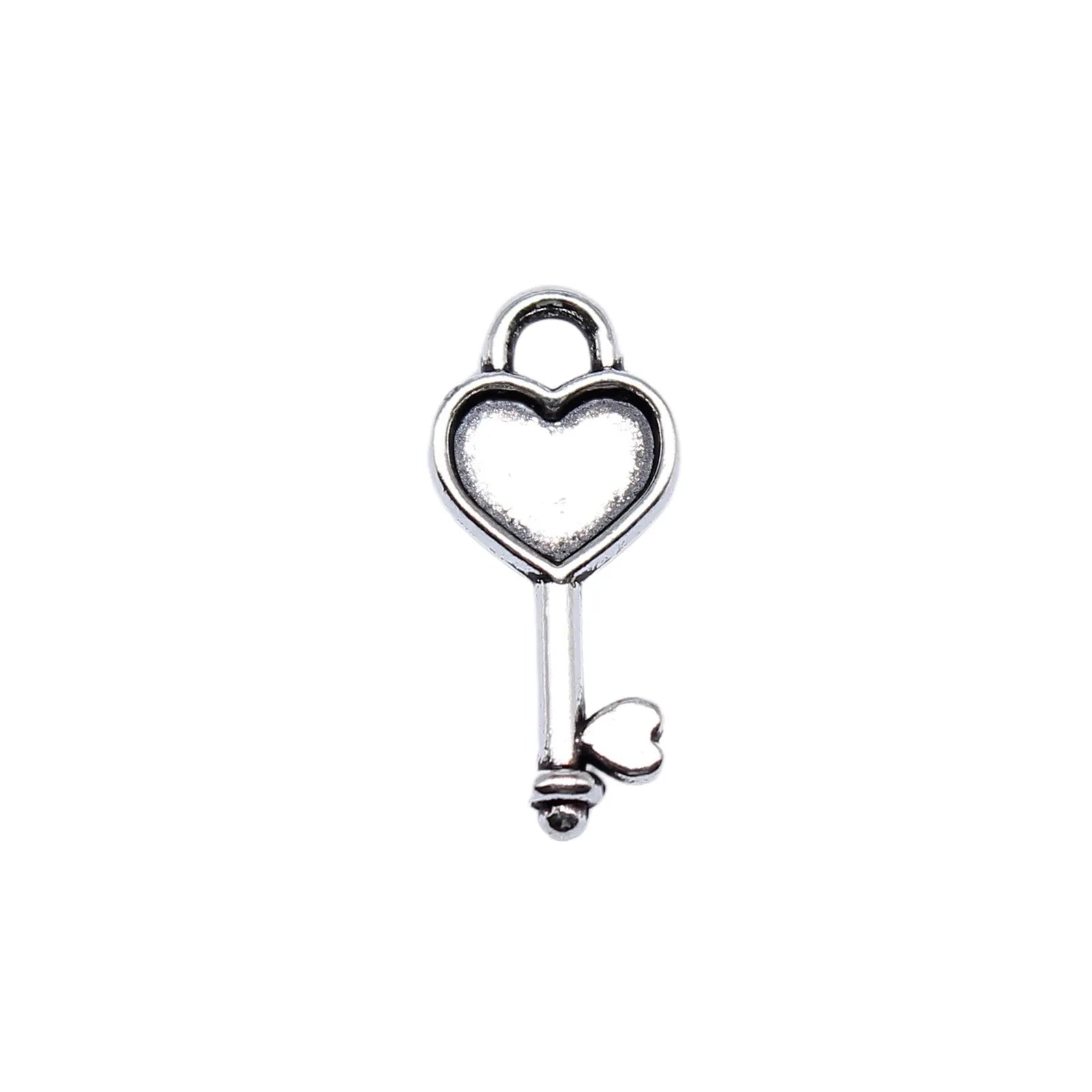 16x7mm 0.4g Antique Silver Tone Zinc Alloy Heart Key Charm Pendant for DIY Jewelry Making