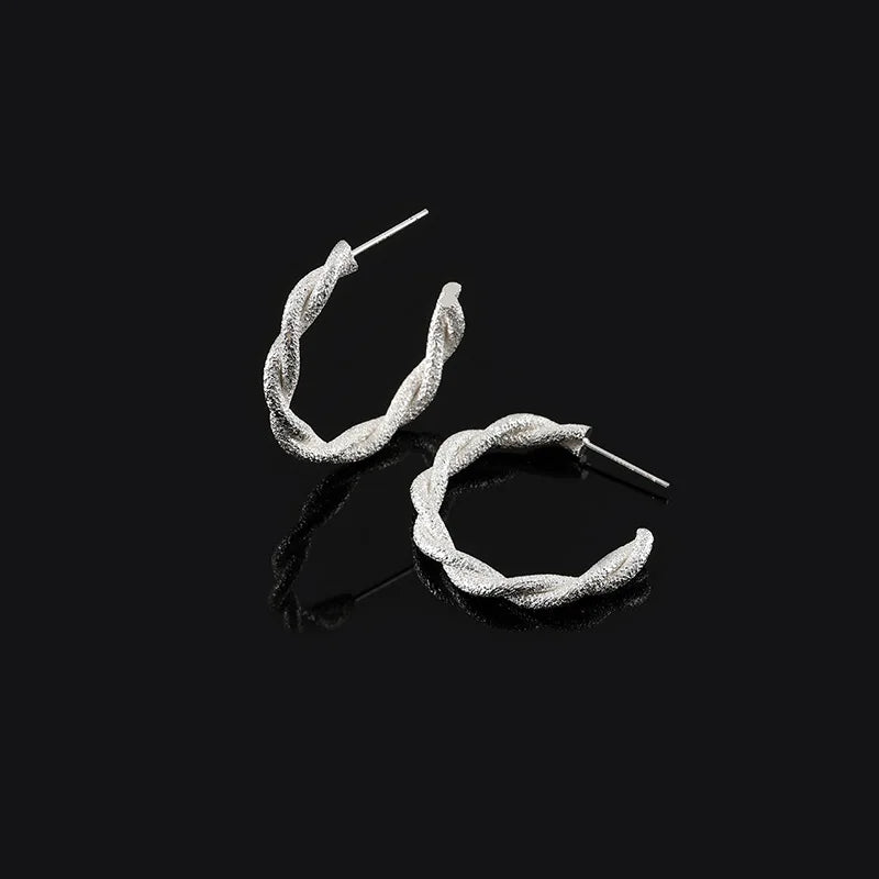 Elegant Frosted Alloy Twist Hoop Spiral Disc Stud & Clip On No Piercing Earrings