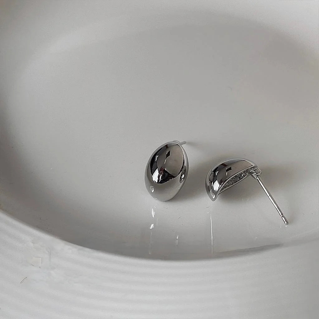 Sweet Cool Silver Plated Copper Waterdrop Stud Earrings Smooth Minimalist Fashion Jewelry