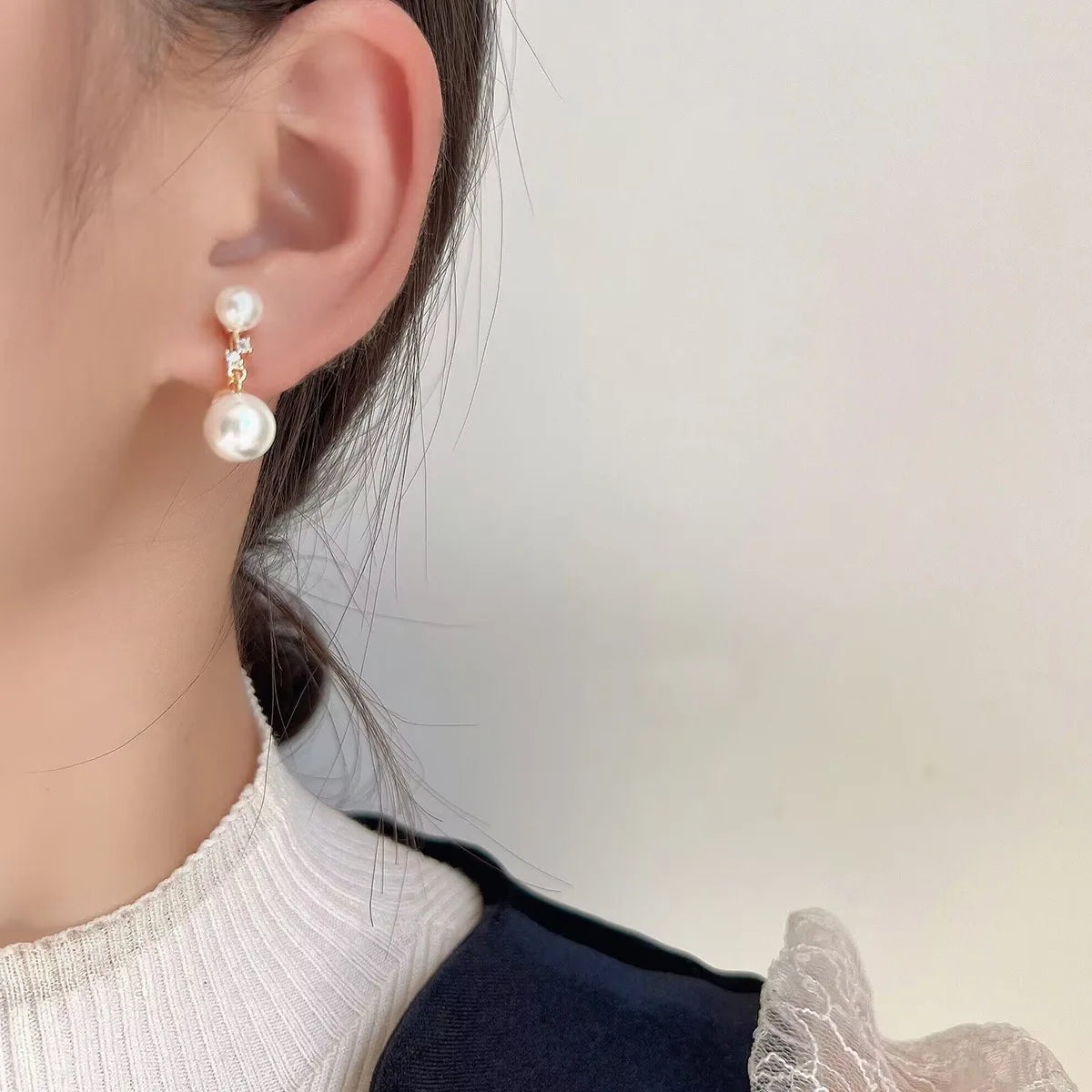 Elegant Faux Pearl Spiral Disc Drop Stud & Clip On No Piercing Alloy Rhinestone Dangle Earrings