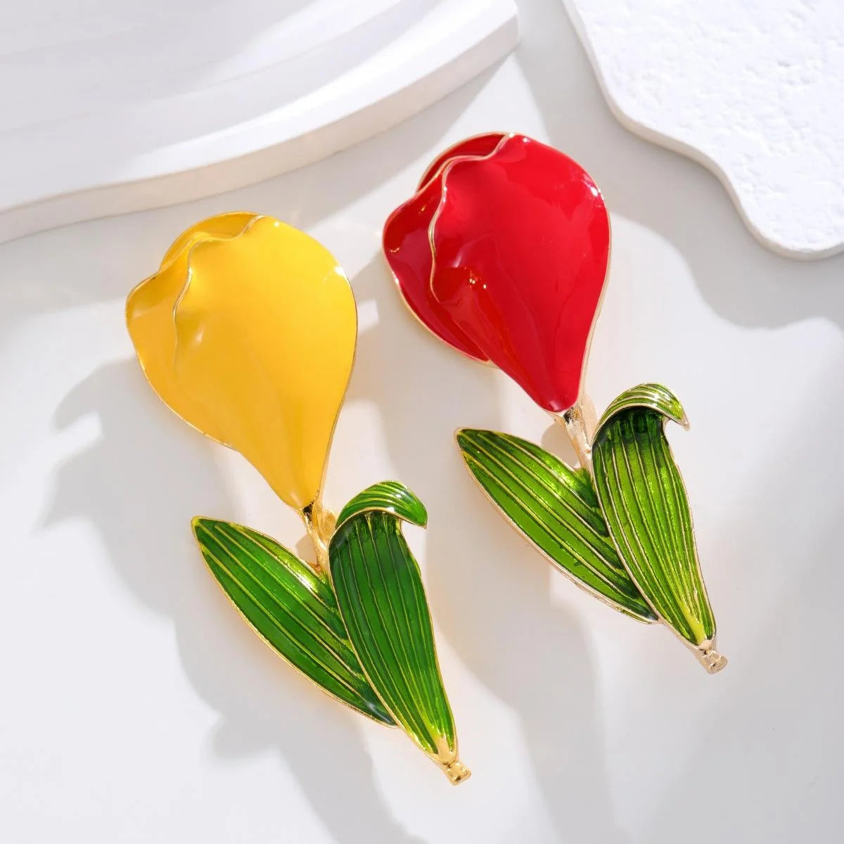 Elegant Yellow Tulip Flower Enamel Alloy Brooch With Green Leaves, Women's Lapel Pin Corsage Gift