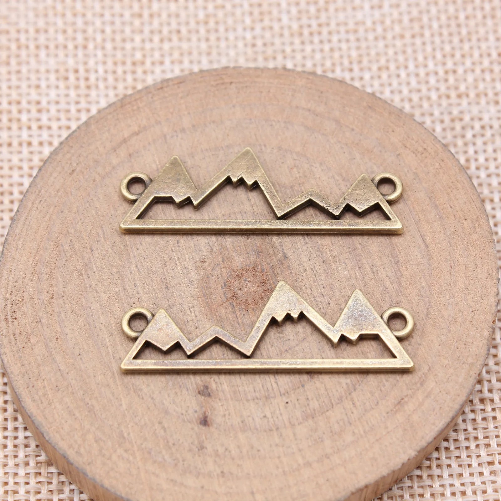 38x12mm 2.07g Antique Bronze Zinc Alloy Snow Mountain Connector Charm for DIY Bracelet Making
