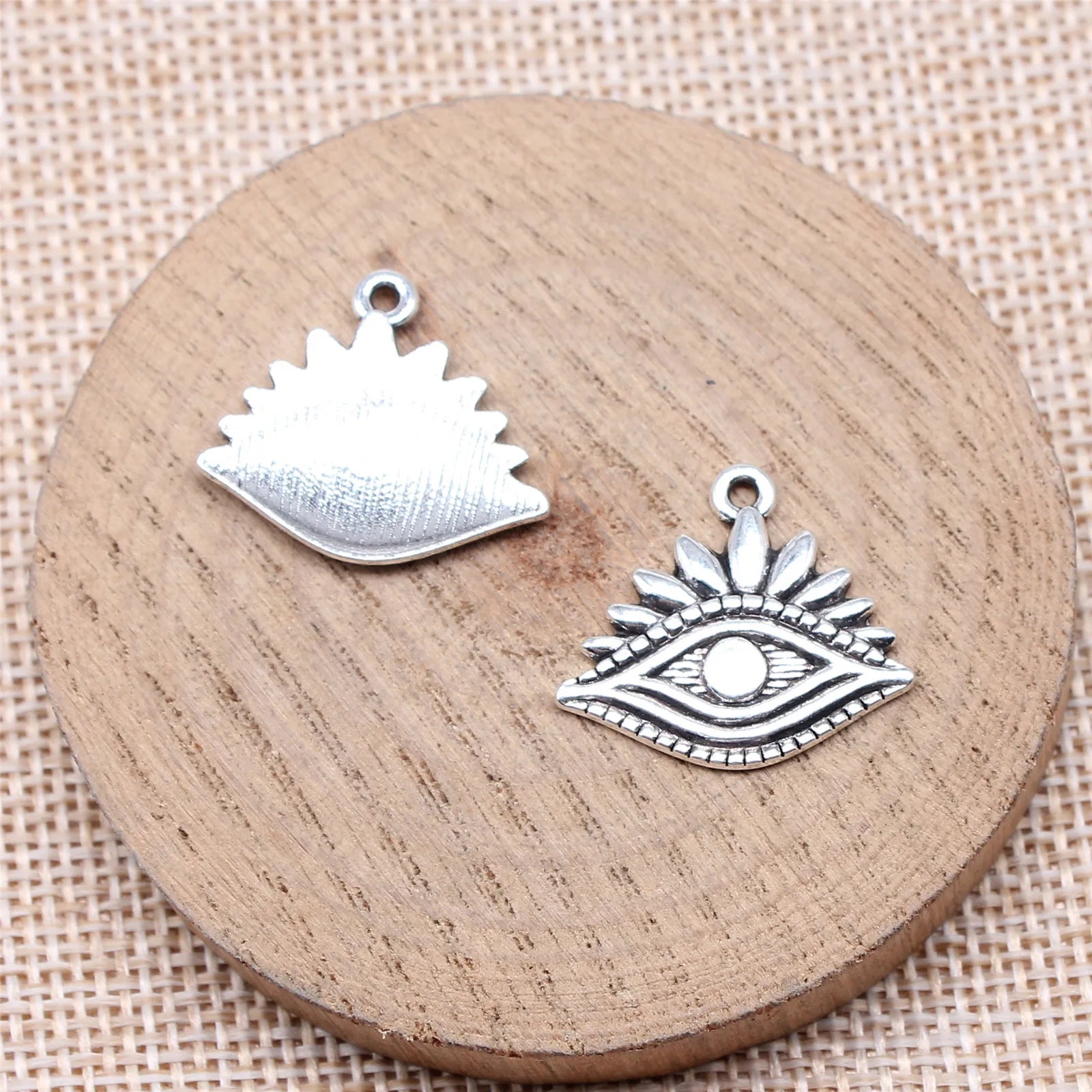 20x22mm 2g Antique Silver Zinc Alloy Eye Charm Pendant for DIY Necklace Bracelet Jewelry Making