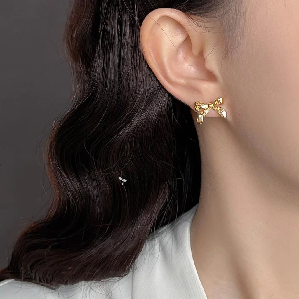 14K Plated Eco-Friendly Copper Bow Stud Earrings With Stitched Crack Design Style