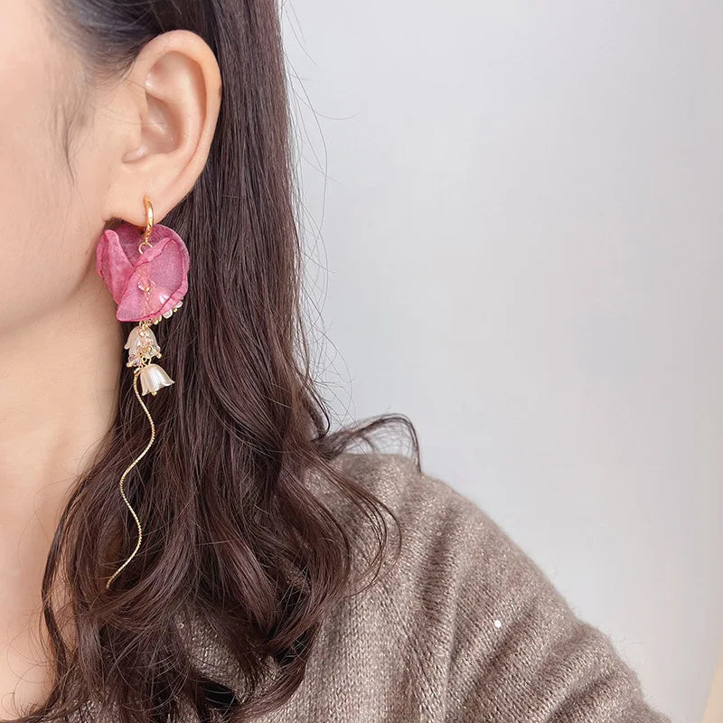 Elegant Pink Flower Pearl Tassel Stud & Clip On No Piercing Long Chain Wind Chime Earrings