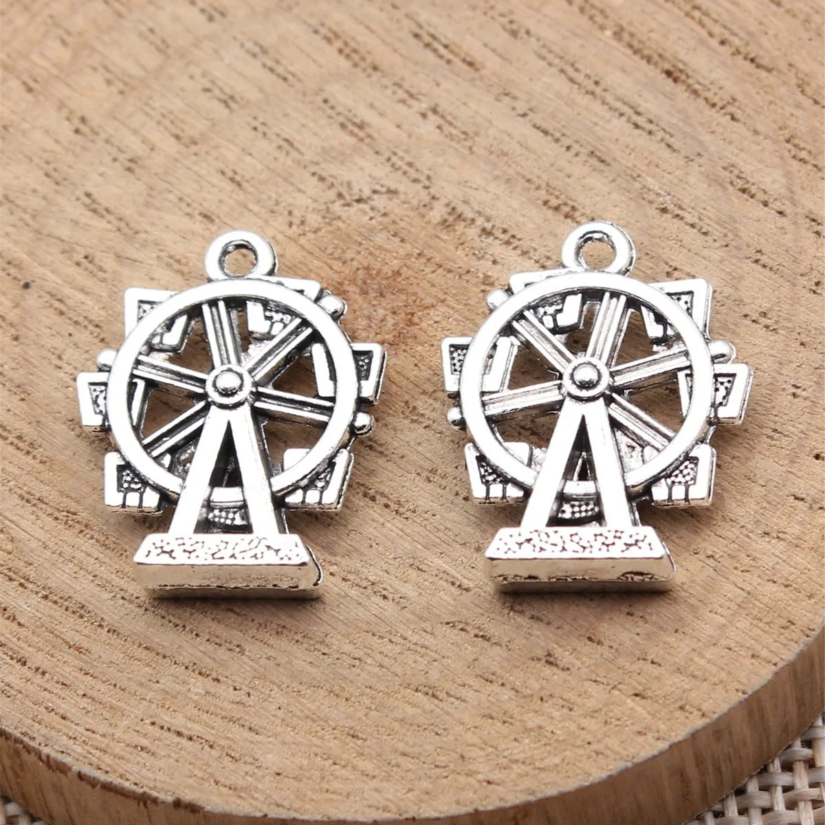 22x17mm 2.7g Antique Silver Zinc Alloy Waterwheel charm pendant for handmade necklaces and bracelets