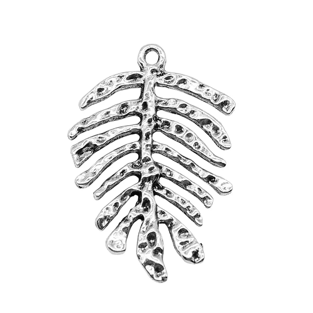 26x38mm 4.2g Antique Silver Zinc Alloy Leaf Charm Pendant for DIY Garment and Jewelry Making