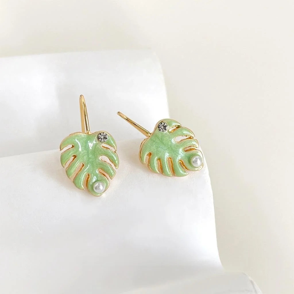 Green Enamel Monstera Leaf Copper Drop Earrings, Vintage Pastoral Fresh Artistic Jewelry