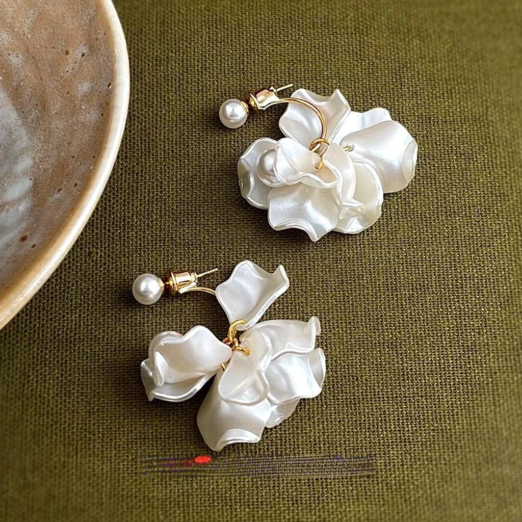 Sweet Forest Style Handmade 3D Flower Drop Earrings With High Gloss Pearl Resin Copper Design