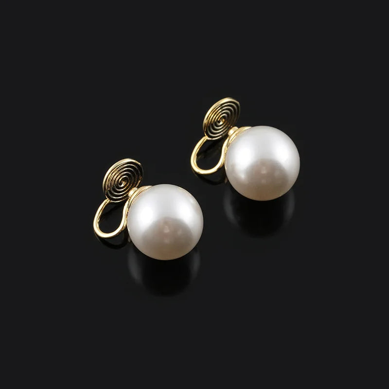 Elegant Spiral Disc Pearl Drop Alloy Stud & Clip On No Piercing Light Luxury Statement Earrings