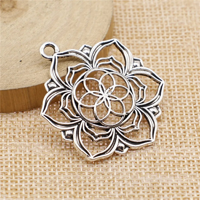 35x43mm 5.2g Antique Silver Zinc Alloy Geometric Flower Charm Pendant for DIY Necklace Bracelet Making