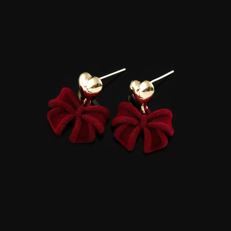 Elegant Red Flocked Bow Gold Heart Alloy Stud & Clip On No Piercing Winter New Year Earrings