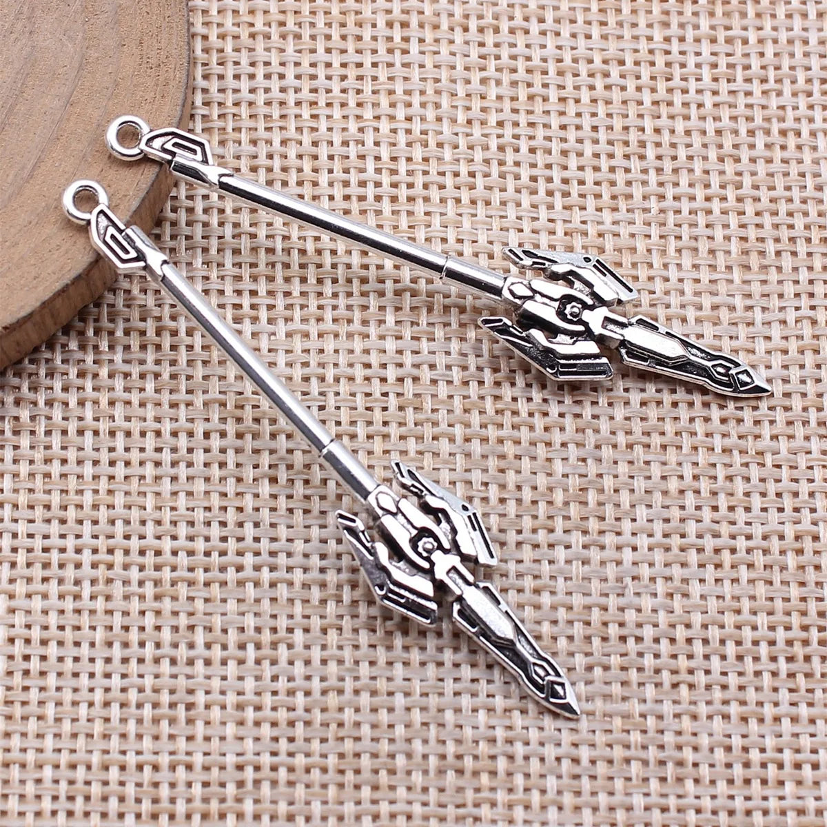 59mm 2.5g Antique Silver Tone Zinc Alloy Blade Spear Sword Halberd Charm Pendant for Cosplay DIY