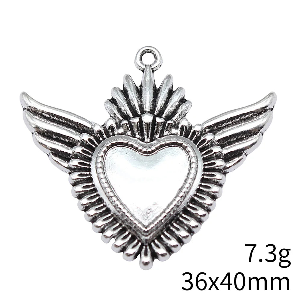 36x40mm 7.3g Antique Silver Zinc Alloy Gothic Winged Heart Wing Charm Pendant for DIY Jewelry Making