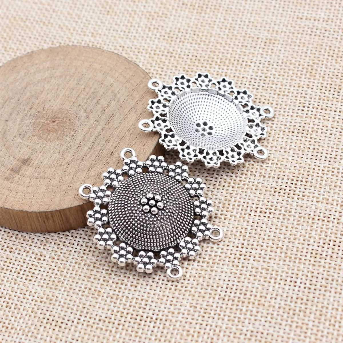 38x35mm 5.9g Antique Silver Tone Zinc Alloy 4-Hole Connector Charm for Body Chain Waist Chain DIY