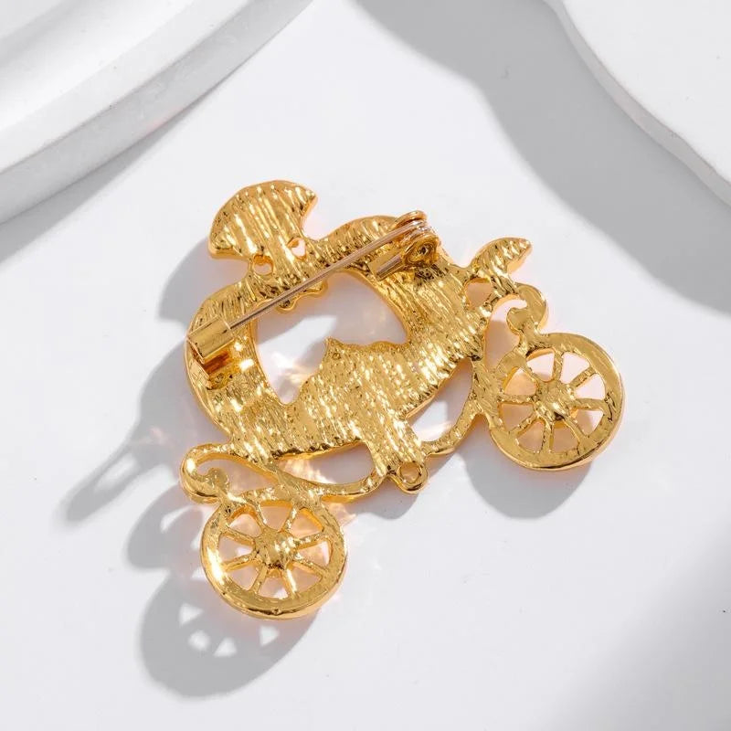Vintage Pumpkin Carriage Rhinestone Alloy Brooch Elegant Women Lapel Pin Suit Accessory Halloween Gift