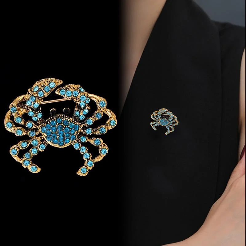 Cute Rhinestone Crab Brooch In Gold Tone Alloy, Sparkling Animal Lapel Pin Corsage Gift For Women