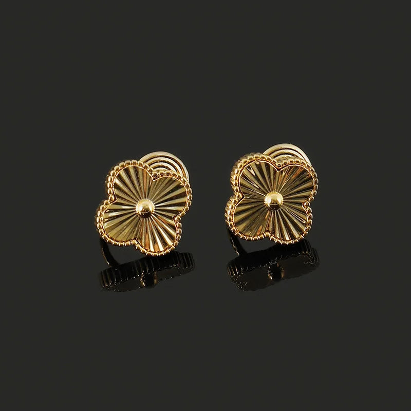 Vintage French Laser Clover Alloy Stud & Clip On No Piercing Commuter Spiral Back Gift Earrings