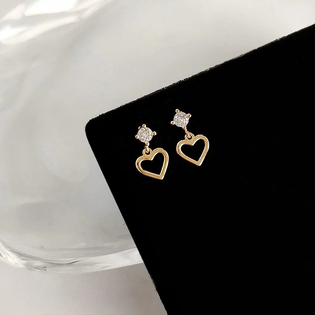 Minimalist Hollow Heart Copper Stud Earrings With Micro Paved Zircon, Versatile Women's Jewelry