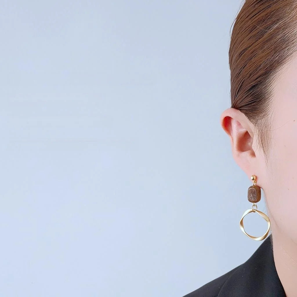 Silver Plated Copper U Shaped Hollow Geometric Handmade Stud Earrings For Women