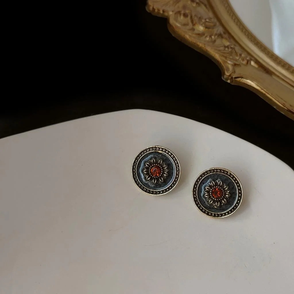 Vintage Alloy Round Dark Floral Stud Earrings For Women Court Style Art Street Jewelry