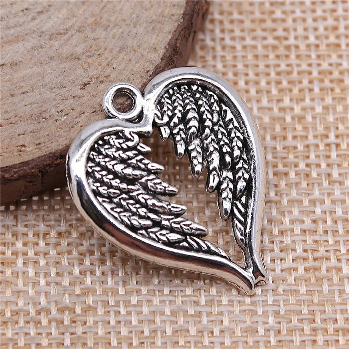 24x30mm 2.9g Antique Silver Zinc Alloy Winged Heart Wing Charm Pendant for DIY Necklace Bracelet Making