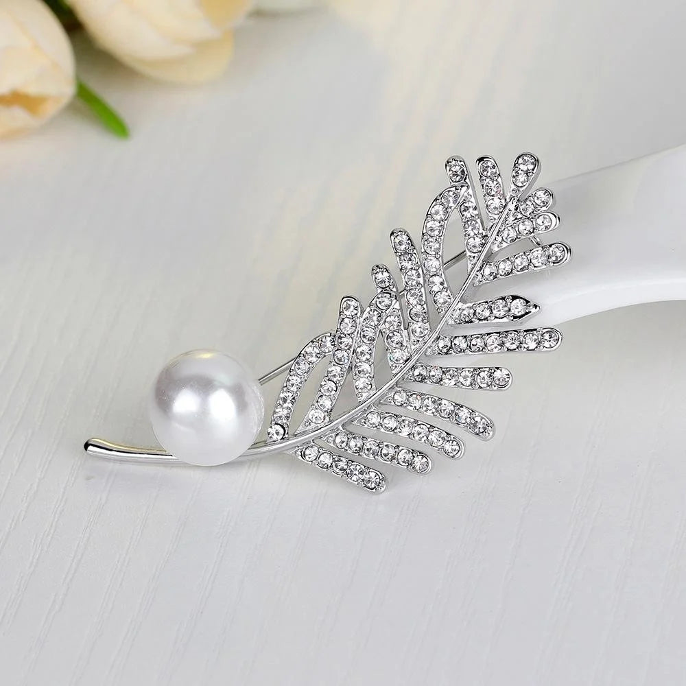 Elegant Pearl Rhinestone Leaf Brooch For Women, Copper Alloy Zircon Lapel Pin Corsage Suit Accessory Gift