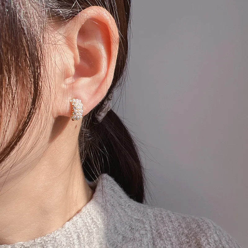 Elegant C Shape Pearl Rhinestone Alloy Stud & Clip On No Piercing Small Huggie Hoop Women's Earrings
